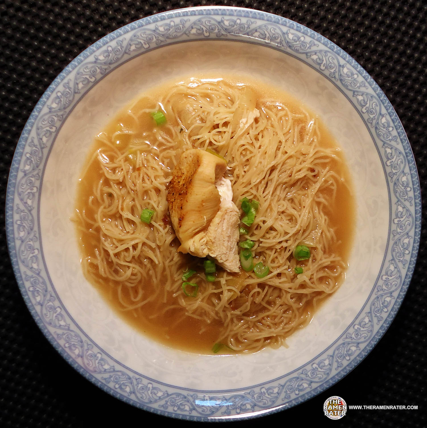 1245 Sau Tao Instant Noodle King Abalone & Chicken Flavoured The