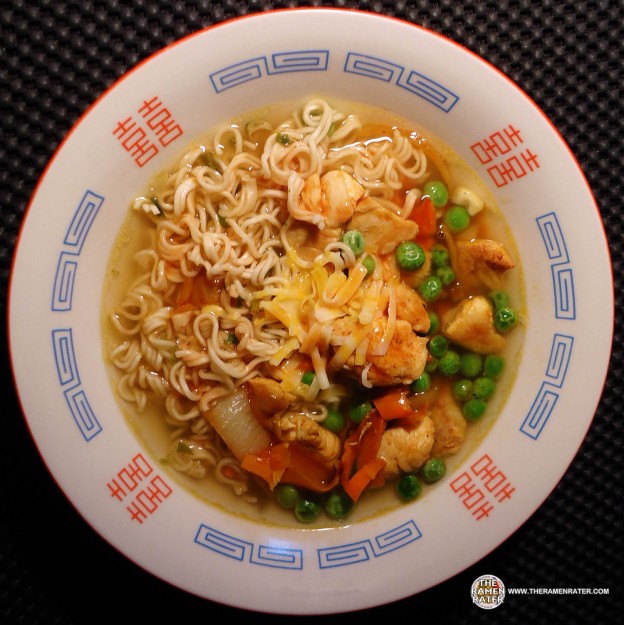 1299 Mr. Noodles Noodles In A Cup Spicy Chicken Simulated Flavour